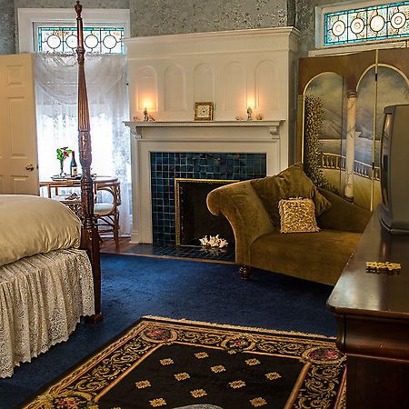 Отель Boggs Mansion Питтсбург Экстерьер фото